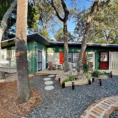 714 2Nd Avenue By Tybee Vacation Rentals-3